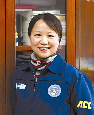 周承钰张玉花·阅读提示·伴随中国女性航天员刘洋和王亚平出征太空