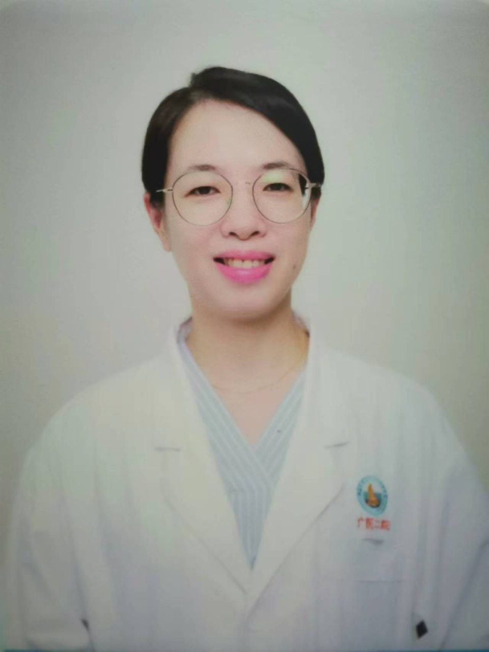 5月23日,广医二院专家来云安坐诊啦!