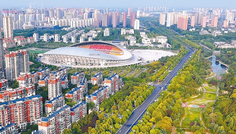 驻马店市体育中心:市民健身好去处