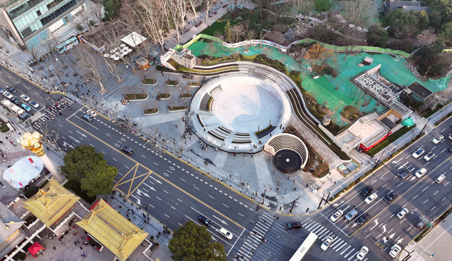 再过几天,坐落于静安寺下沉式广场的苹果上海静安店(apple store)将