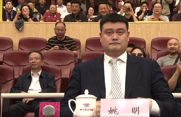 WCBA揭幕战：全华班四川女篮轻取浙江 李梦19+10韩旭两双_腾讯新闻