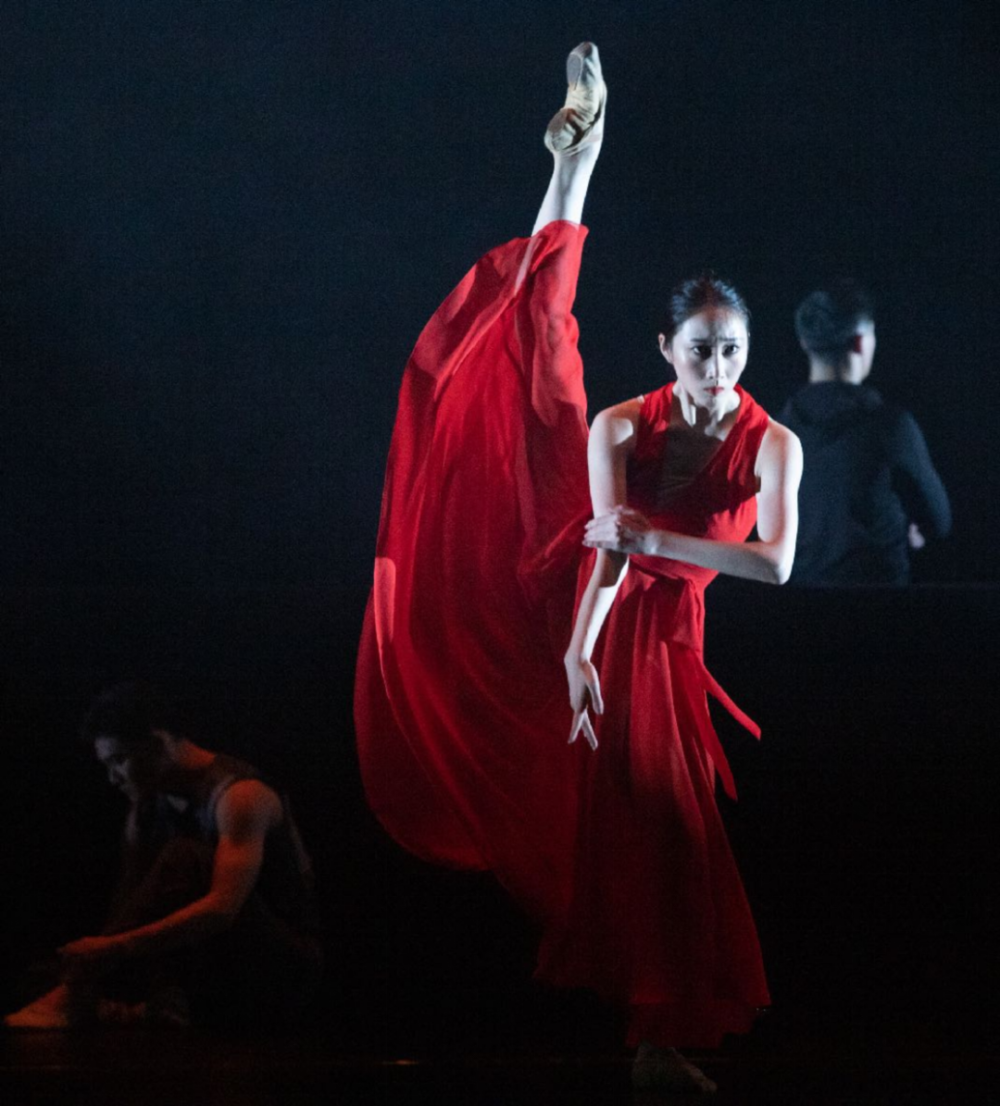 暗黑芭蕾舞蹈剧场《天黑请闭眼》早鸟开票!_腾讯新闻