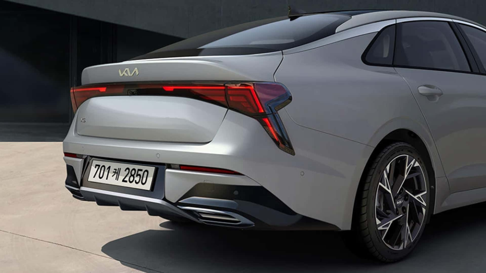 起售价约15万元 2025款起亚k5官图海外发布_腾讯新闻