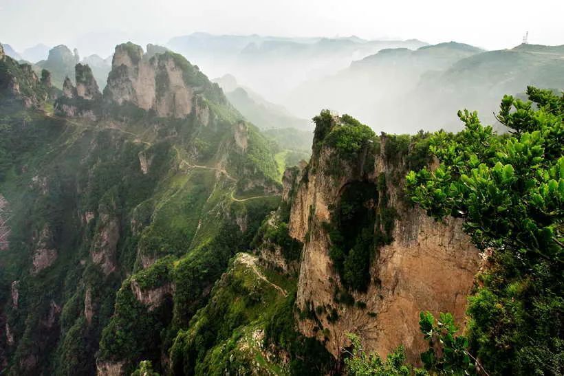 图/08:山西旅游资讯网曾有游客留诗称赞:不登王莽岭 岂识太行山天下