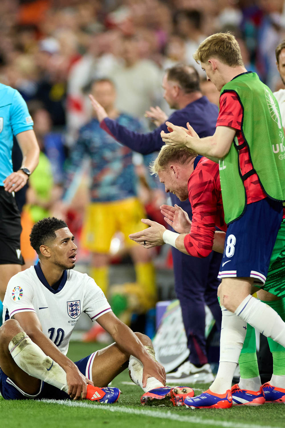 足球——欧锦赛:英格兰队晋级决赛(2)