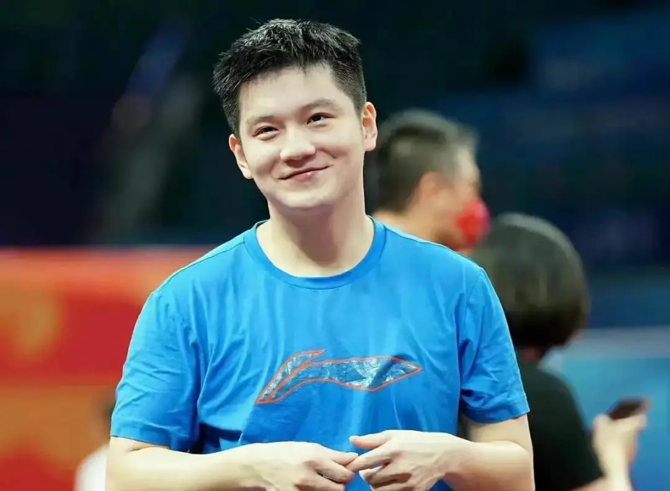 澳门世界杯扩军梁靖昆缺此冠军樊振东随时会掉链子央视直播