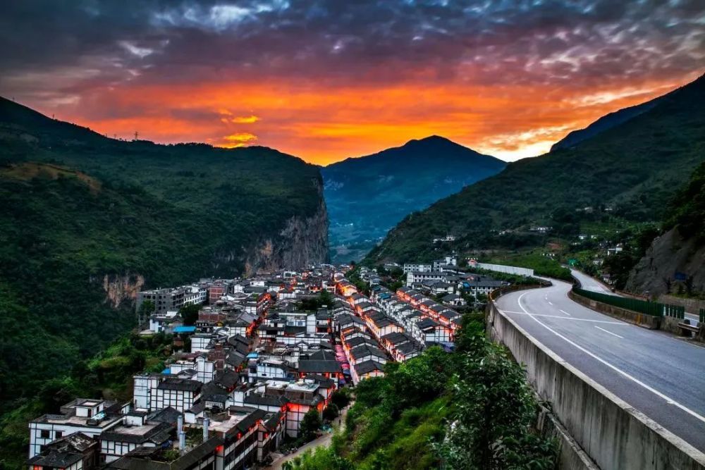 乐享云南美景盐津豆沙古镇