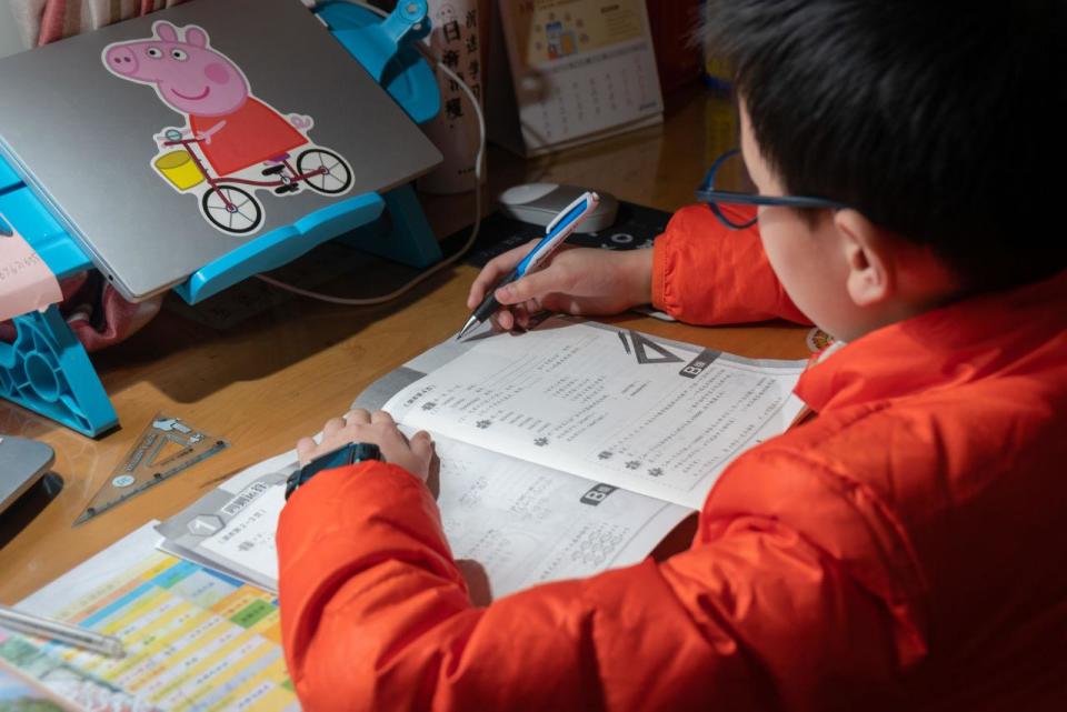苏州再提作业熔断机制，让孩子早点睡觉难在哪？_腾讯新闻