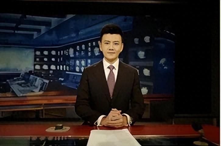 《新闻联播》首位80后主播,获中央和国家机关青年五四奖章