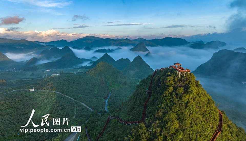 近年来,西畴县大力推进生态文明建设,在石漠化山区建成国家石漠公园