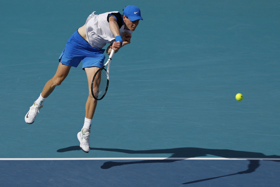 网球迈阿密公开赛辛纳晋级3