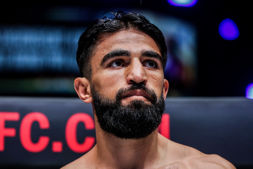 羽量级踢拳世界冠军阿拉佐夫三战马拉特是卫冕战也是复仇战