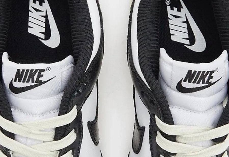 黑白配色的nike dunk low "panda"作为这些年最现象性的球鞋,几乎已经