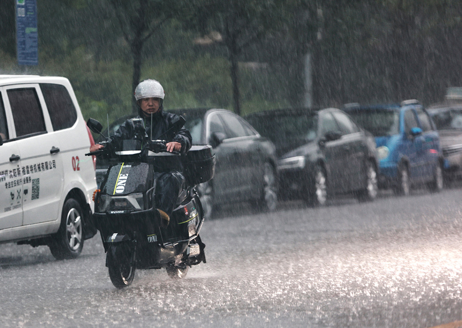 强降雨为何越来越频繁？_腾讯新闻