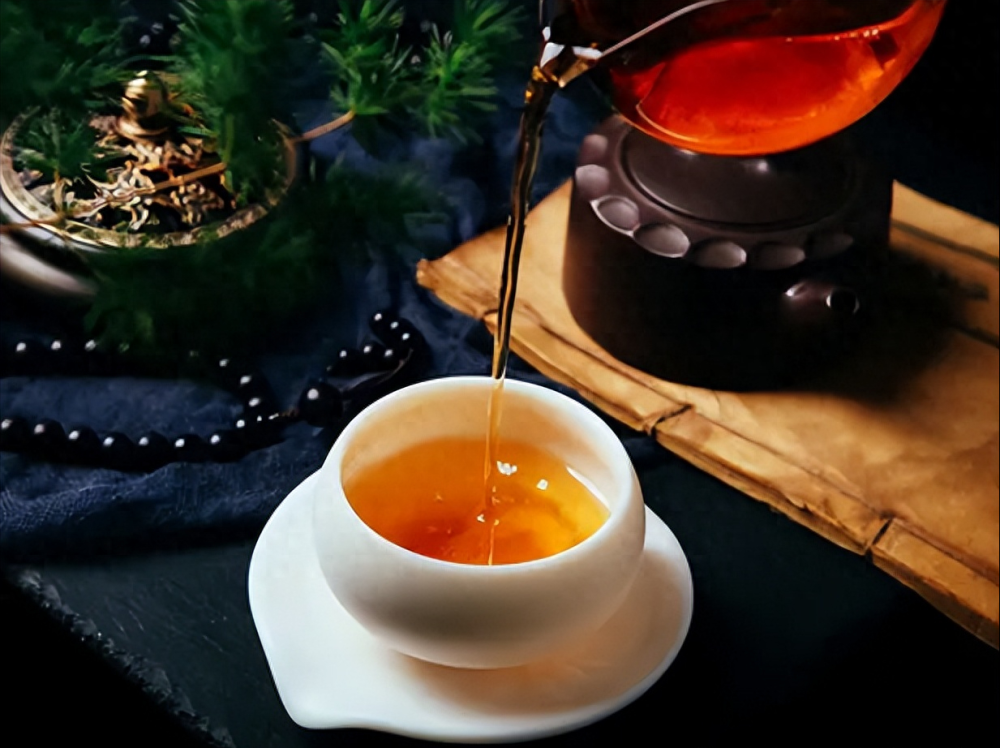 长期喝白开水与长期喝茶的人相比哪个更养人医生告诉你真相