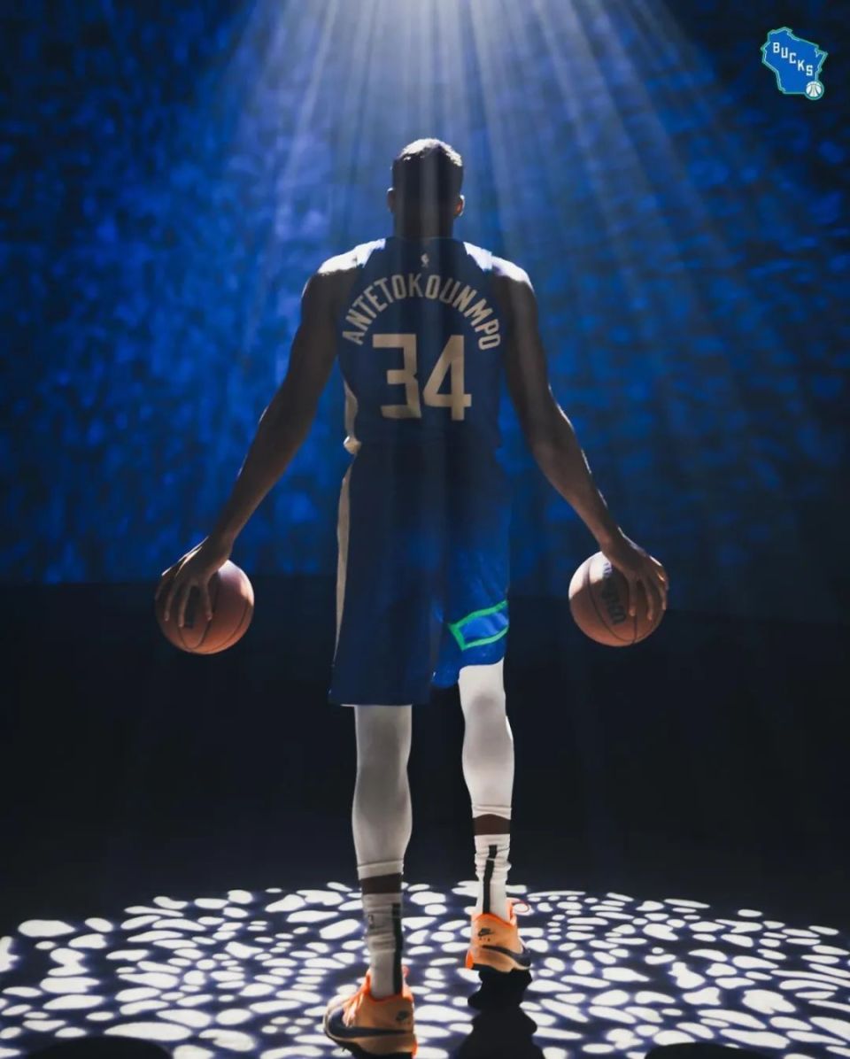 雄鹿防守系统崩溃字母哥场均328分利拉德变成了笑话