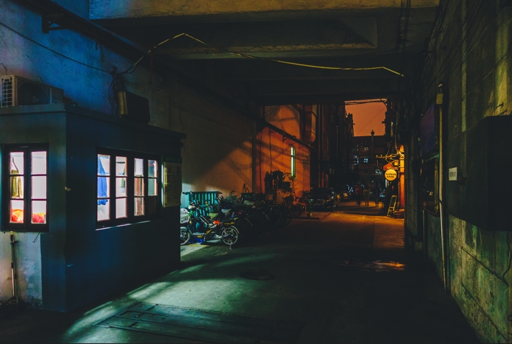 【宁品读】弄堂里的夏日