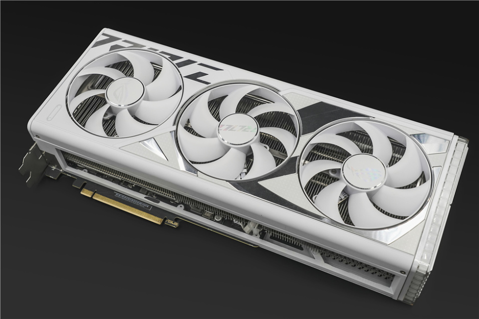 华硕（ASUS）ROG STRIX GeForce RTX4090 O24G WHITE白色4090显卡
