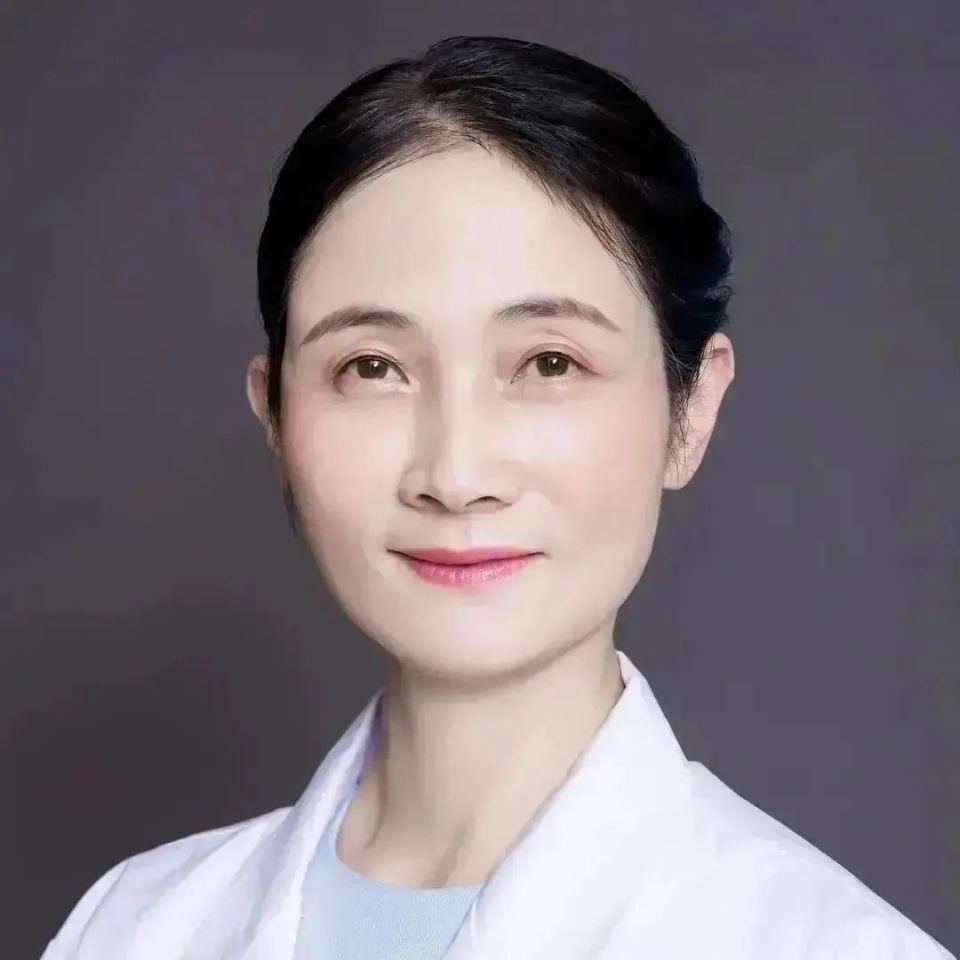担任中华医学会计划生育分会委员,广东省医学会妇产科学分会副主任