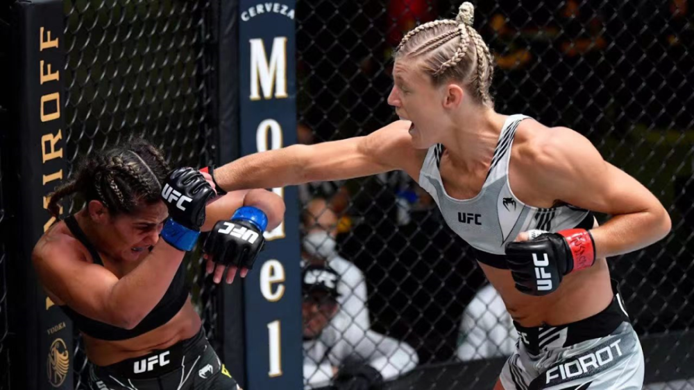 罗斯避战张伟丽?回归ufc却做出这样的决定!_腾讯新闻