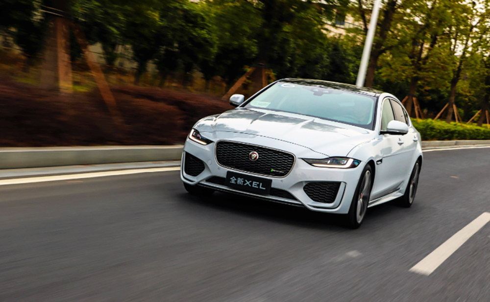 你以为很贵,实际价格却不高,捷豹xel低配版落地只要20万元_腾讯新闻