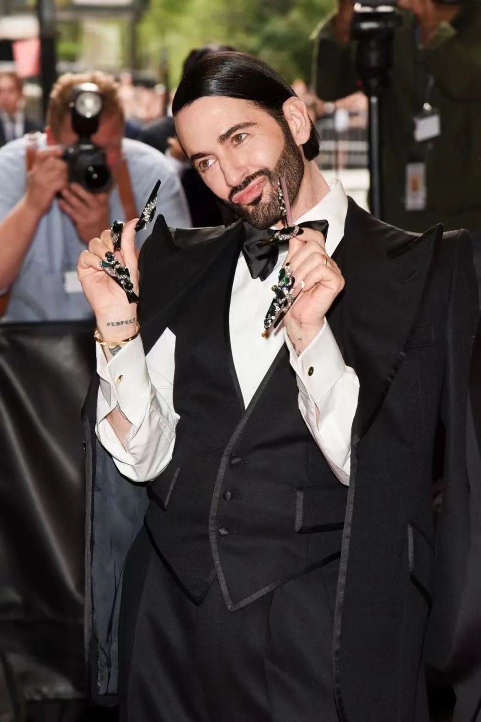 marc jacobs02anna wintour委托《九月刊》的导演kevin macdonald拍摄