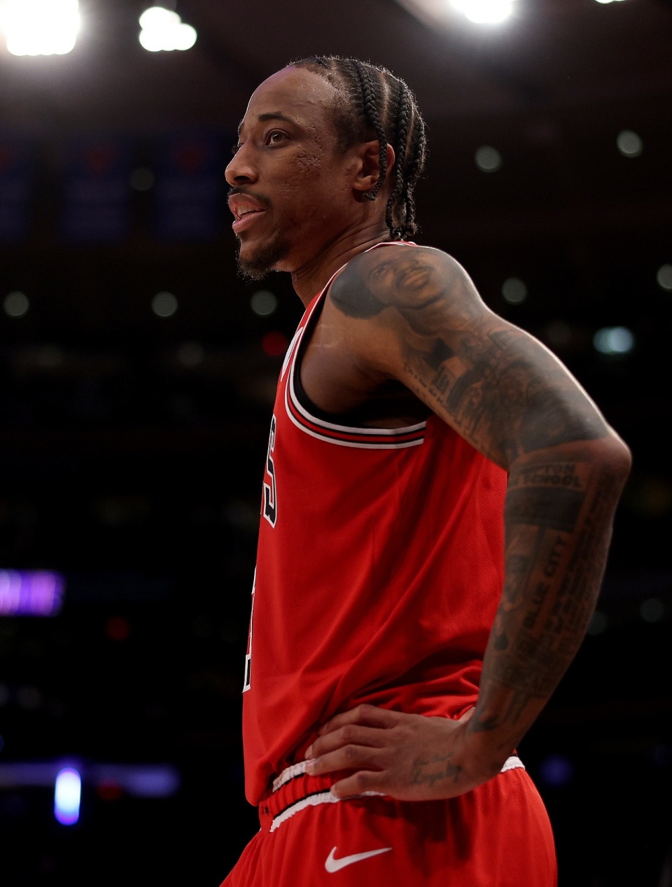 牛记:湖人对德罗赞的兴趣是真实的 公牛对帮湖人签换持开放态度