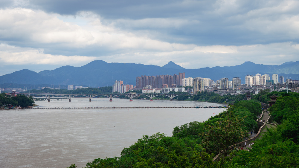 赣州郁孤台风景图片