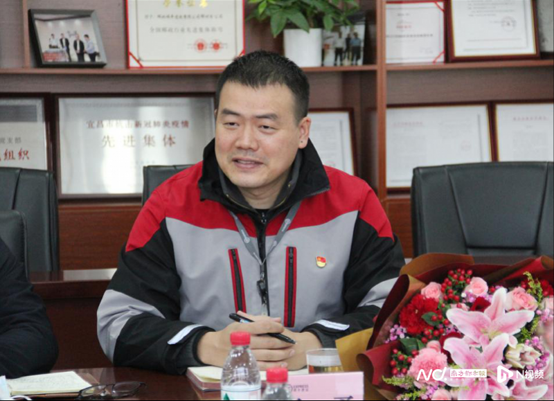 全国人大代表,"最美快递员"汪勇:建议设"中国快递员节"_腾讯新闻