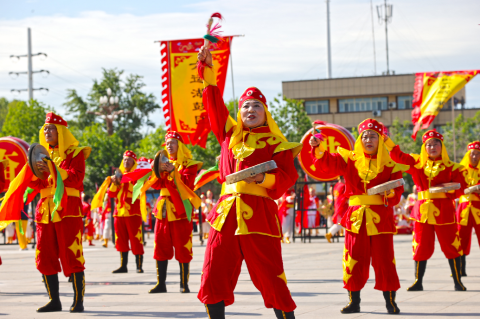 威风锣鼓大赛点燃夏日激情
