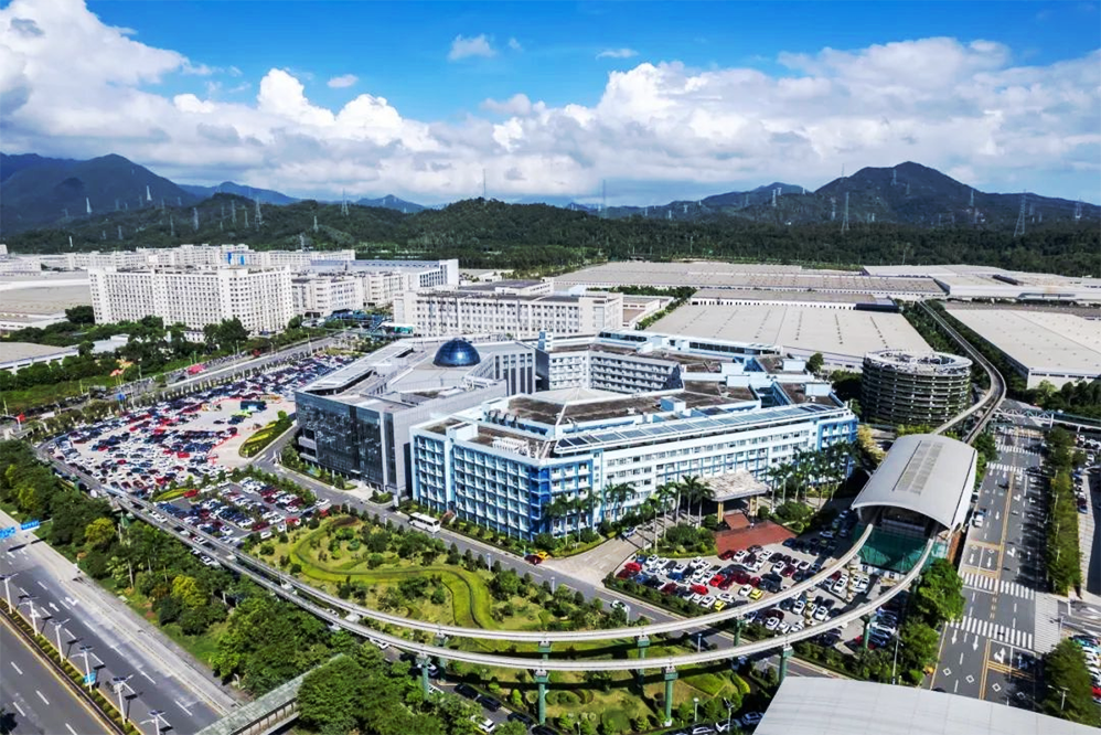 2024年，比亚迪多项财务指标创下最优，营收规模等指标超过特斯拉