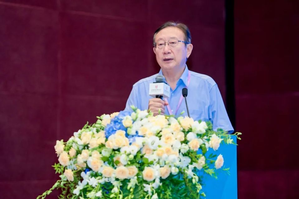 论坛回顾 | 田文昌:中国律师已经进入发展期,面临最尖锐的挑战是律师