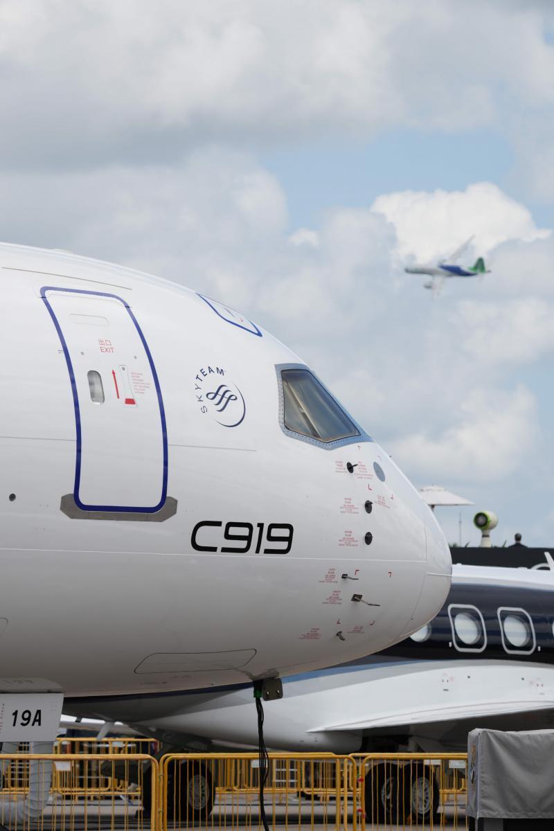 往返8534公里东航全球首架c919海外首秀归来