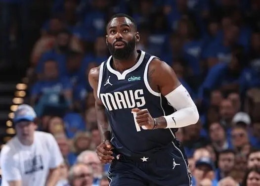 辣眼睛,小哈达威出场19分钟一分未得,正负值全场最低