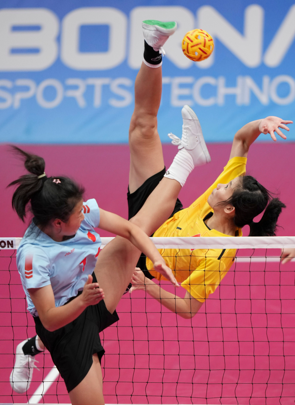 藤球——女子单组预选赛:中国不敌越南无缘奖牌_腾讯新闻
