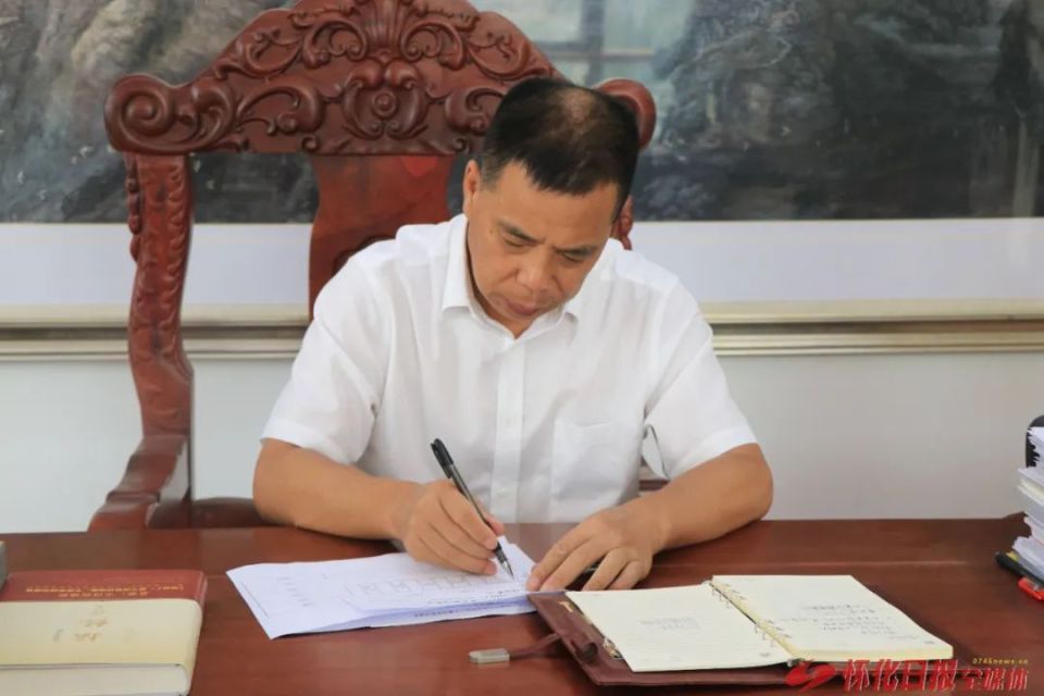 仁信立身创大业——访怀仁大健康产业集团董事长林承雄_腾讯新闻