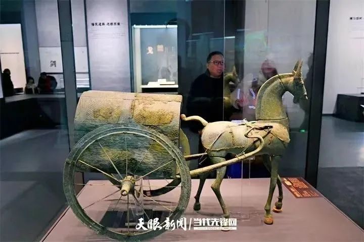 贵州"青铜之冠":东汉铜车马