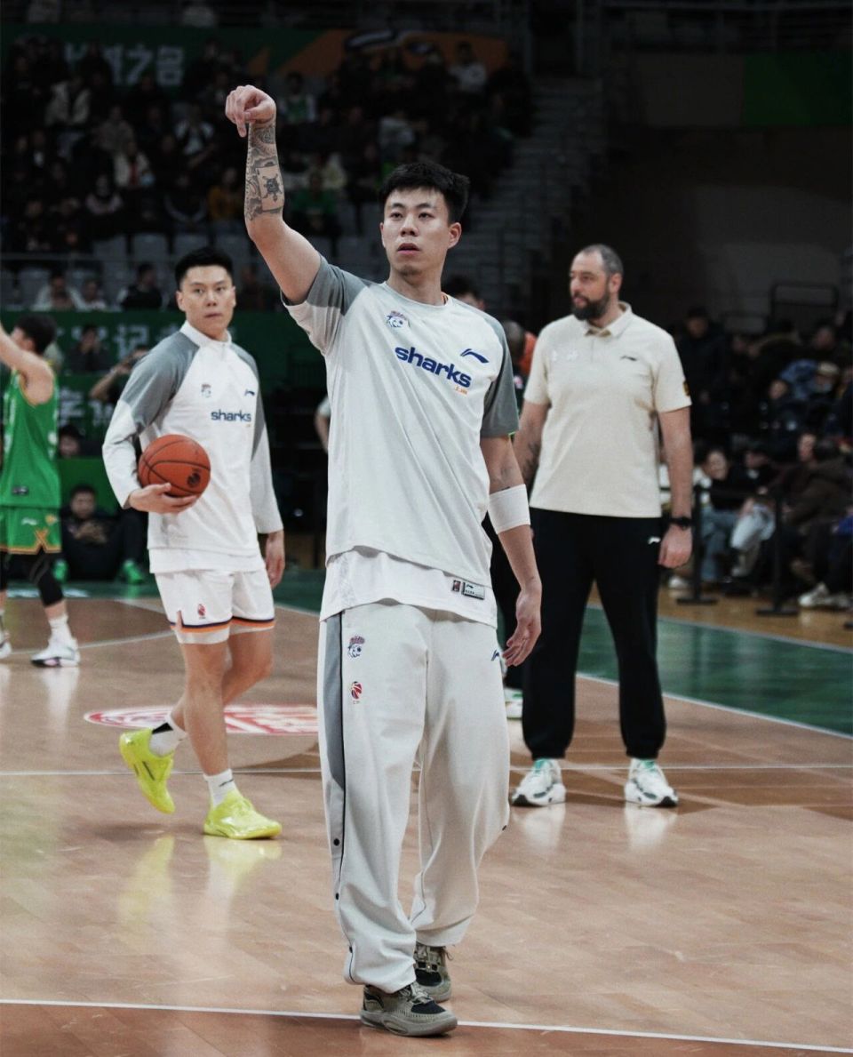 张镇麟哭了_腾讯新闻