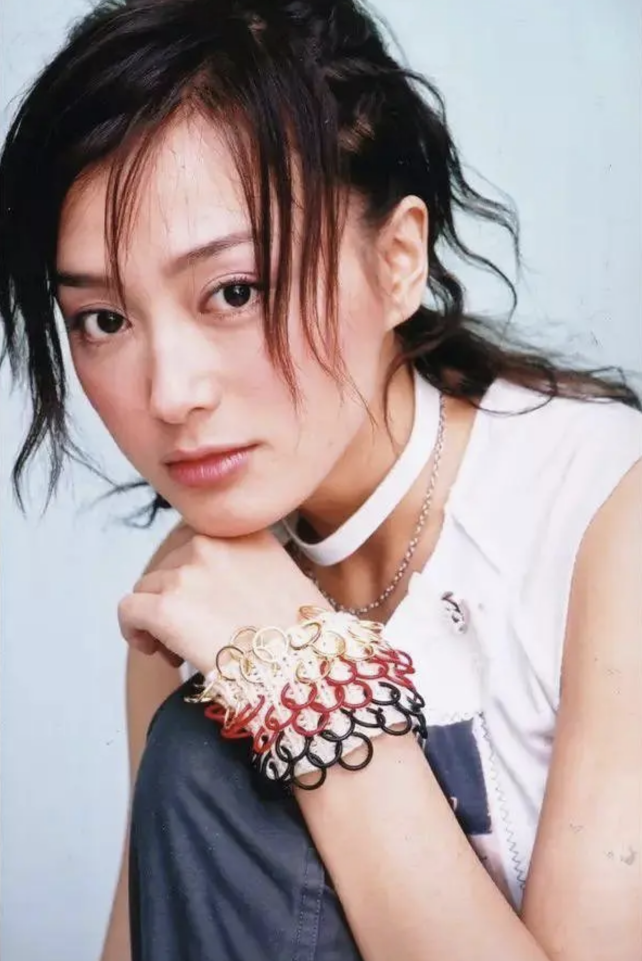 同是黄晓明前任,把秦岚和杨颖一对比,差距太大了_腾讯新闻