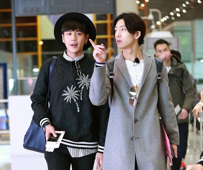 其次是郭麒麟,郭麒麟是相声世家郭德纲的儿子,作为德云社的"太子",他