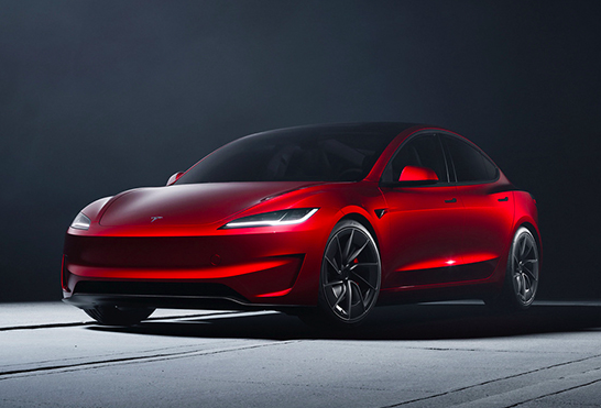 特斯拉model 3高性能版国内交付,3.1秒破百!
