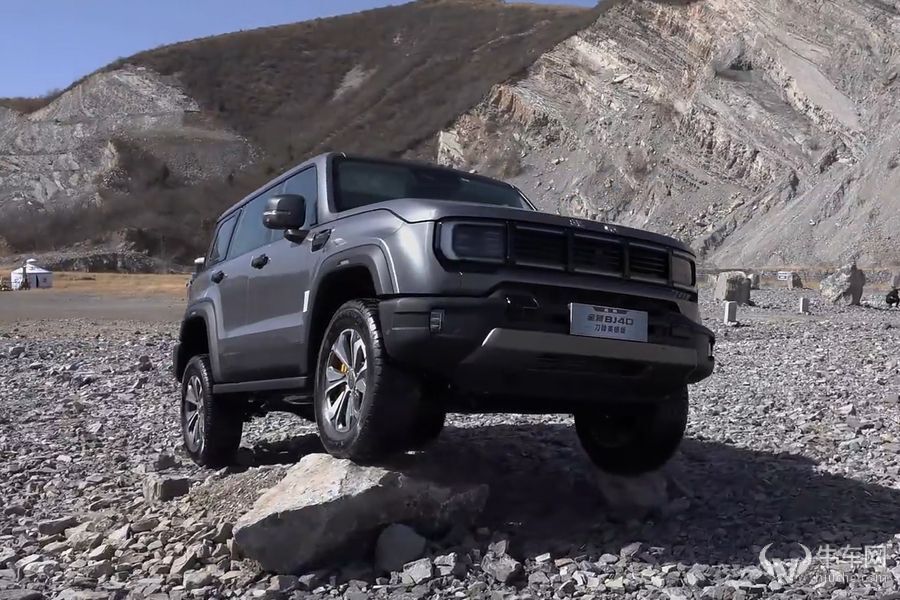 目前的订购可享8大预售政策权益,包括订金3000元抵6000元购车款;本品