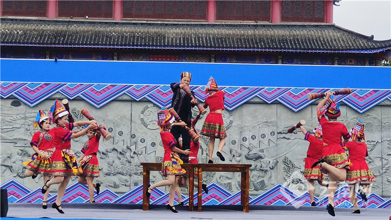 相聚云南河口瑶山乡 欢庆盘王节_腾讯新闻