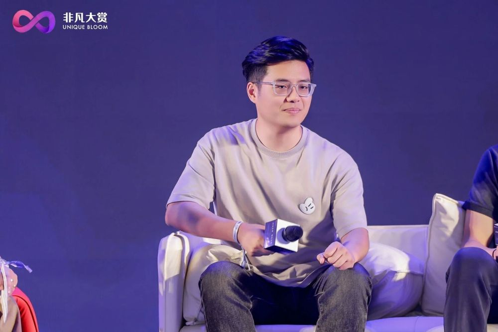 AI硬件出海，活下来的都在做减法 · 原文图片 3