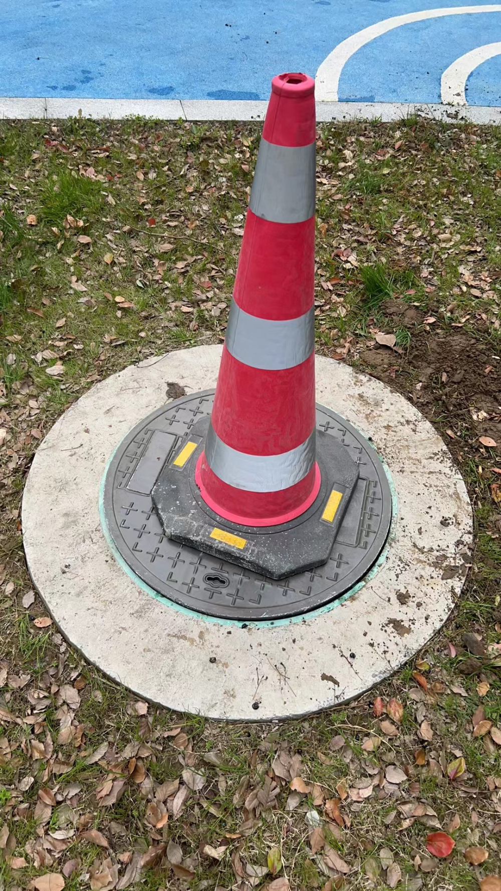 市政窨井盖缺失损坏报道后续:已修复,但有疑问