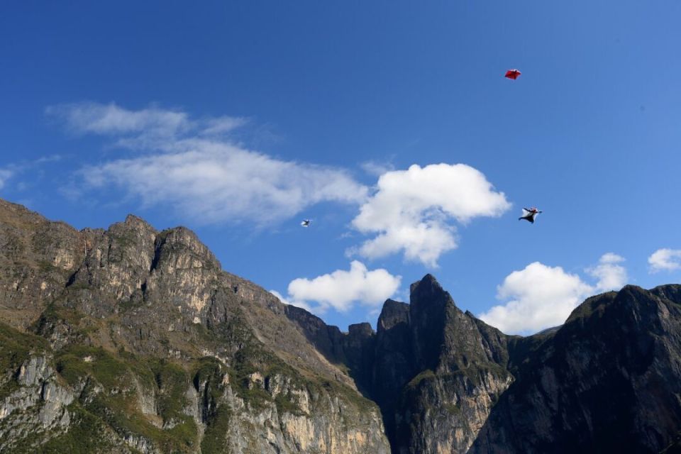 昭通大山包景区 翼装图片