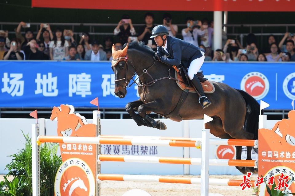 武汉商学院体育学院·国际马术学院成立于2008年,在国内高校中开创