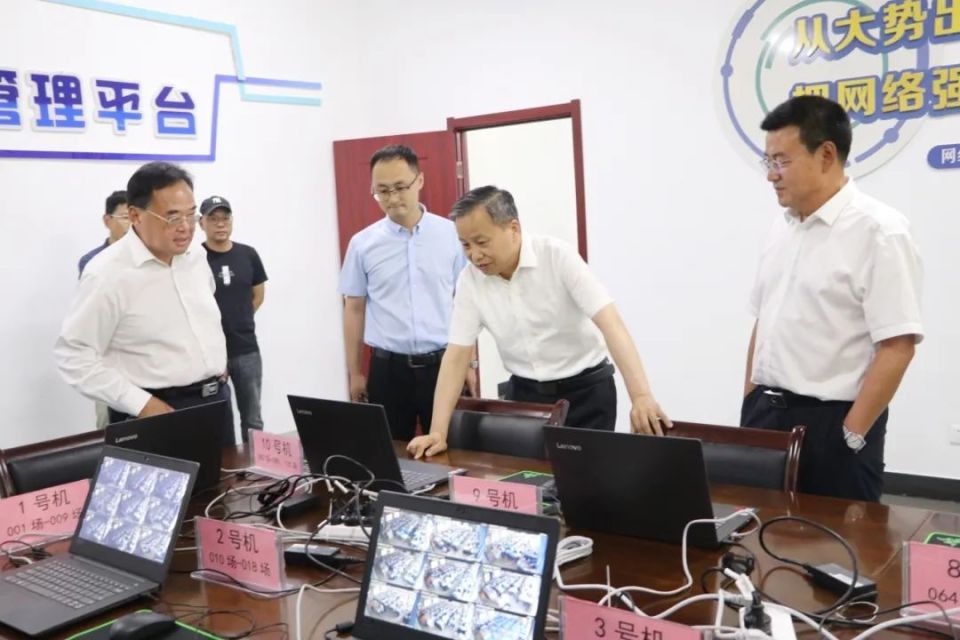 县委书记牛方括检查指导寿县一中高考考点准备工作