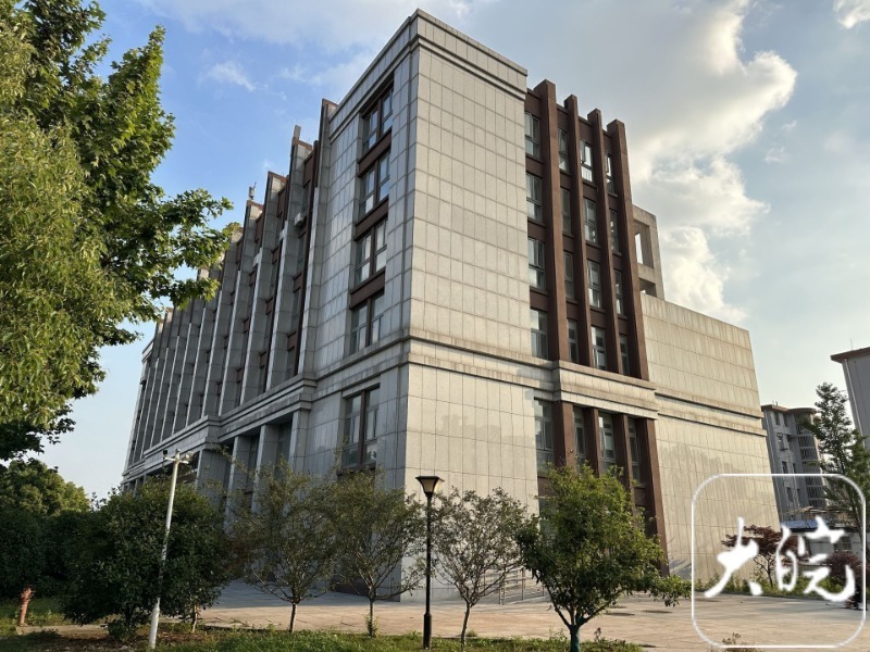 安徽芜湖一医院建成五年有余却一直闲置,多方回应_腾讯新闻
