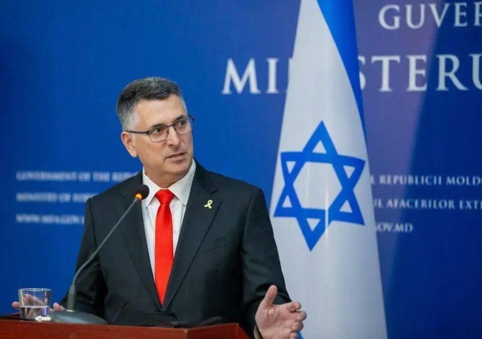 ��ɫ������ŭ Ӣ���µ�14������Ǵ��